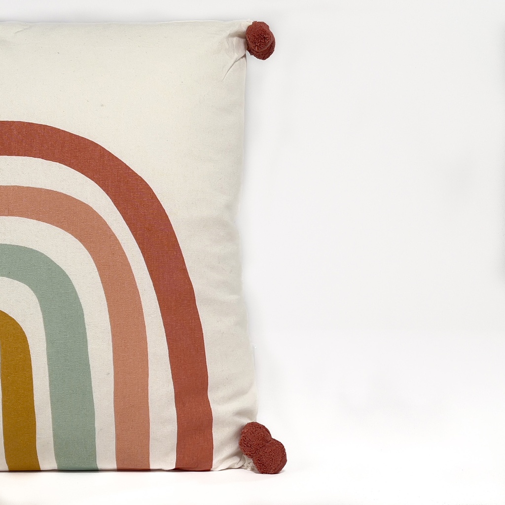 Cojín arcoiris pompones 45x45cm